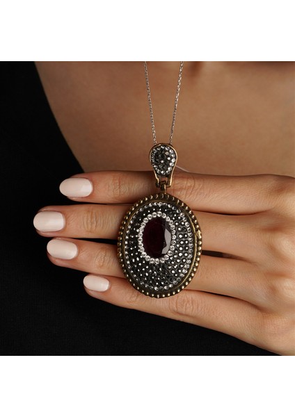 Kök Yakut Taşlı Markazitli Gümüş Kadın Kolye modelleri