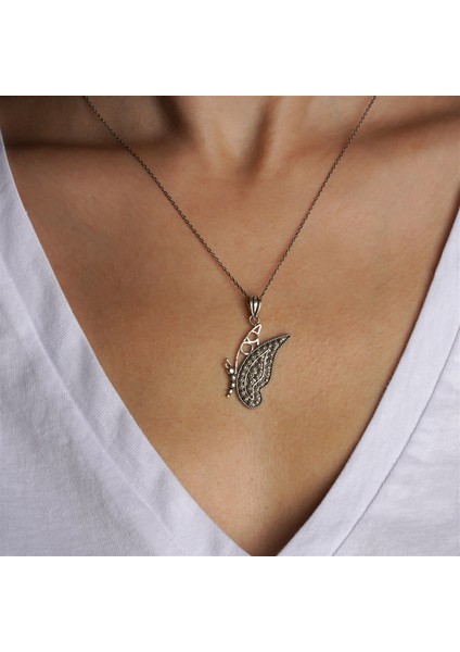 Telkari Işlemeli Kelebek Formlu Gümüş Kadın Kolye