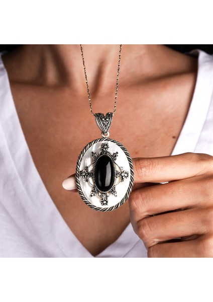 Oltu ve Sedef Taşlı Gümüş Kadın Kolye modelleri