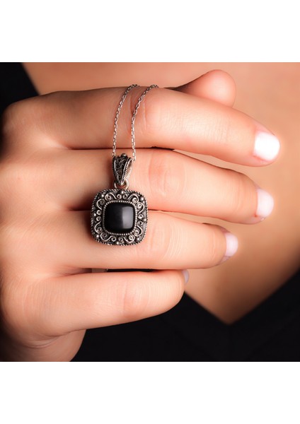 Oltutaşı Kalp Formlu Gümüş Kadın Kolye fiyatları