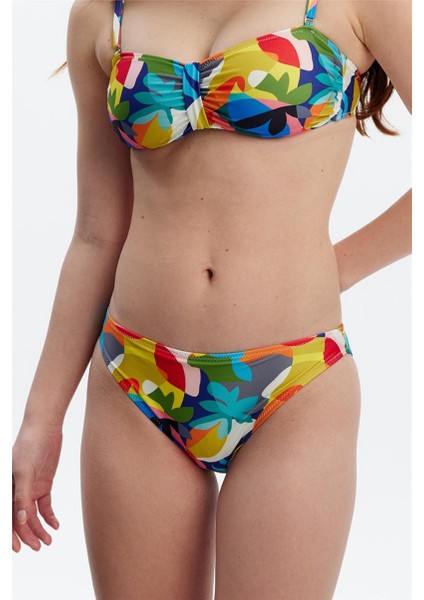 MM8507 Ince Kenarlı Bikini Altı