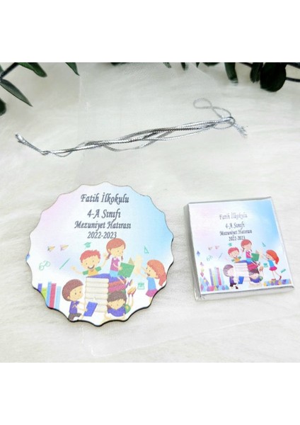 30 Adet Ilk Okul Mezuniyet Ahşap Magnet ve Madlen Çikolata Mezuniyet Hatırası