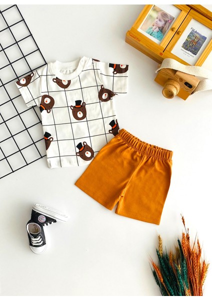 Neşeli Bebekler Şapklı Ayıcık Desen Kısa Kollu Şortlu Takım Kahve