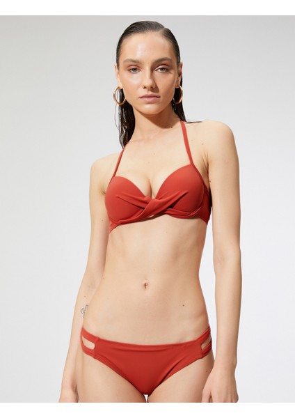 Bikini Üstü Push Up Boyundan Bağlamalı Çapraz Detaylı