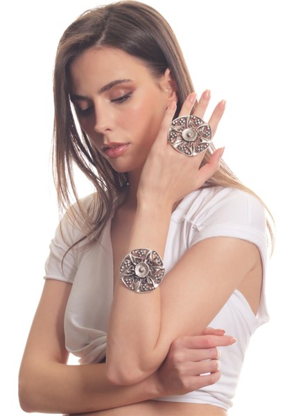 Kadın Antik Gümüş Kaplama Açık Geniş Bant Nilüfer Çiçeği Bileklik & Yüzük Seti modelleri