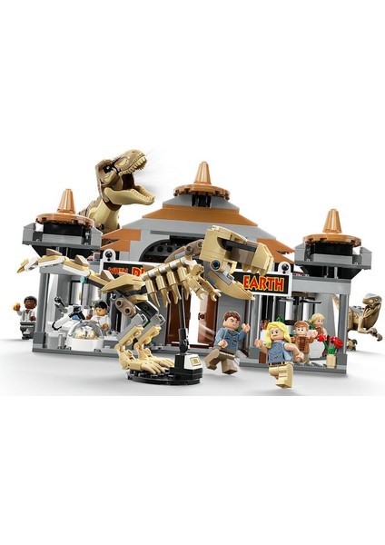 ® 76961 Jurassic World Ziyaretçi Merkezi: T. Rex ve Raptor Saldırısı indirimleri