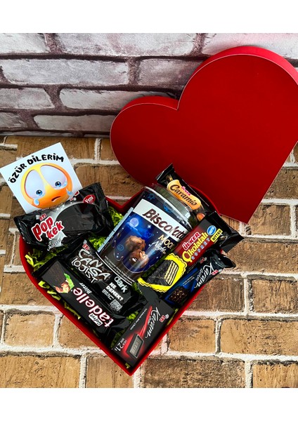 Ozur Hediyesi Kalp Kutuda Bitter Çikolatalar