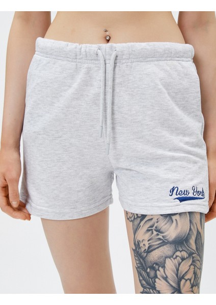 Mini Şort Beli Bağcıklı Slogan Nakışlı Viskon Karışımlı