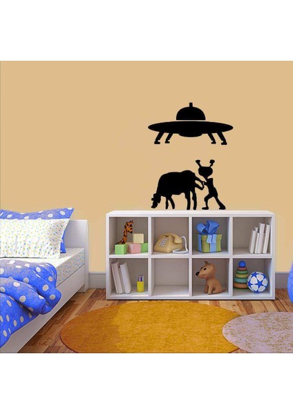 Uzay Gemisi - Ufo - Uzaylı Silüeti Dekoratif Genç Odası Duvar Sticker, Çıkartma