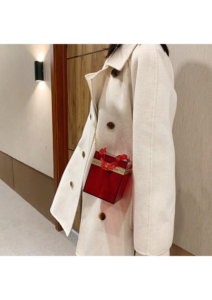 Kişiselleştirilmiş ve Yaratıcı Şeffaf Kadın Çapraz Çanta Zincir Omuz Çantası Kutu Çantası (Yurt Dışından) fiyatları