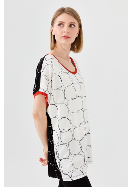 Kadın Yakası ve Kolu Sarı Bantlı Penye T-Shirt Siyah/ekru indirimleri