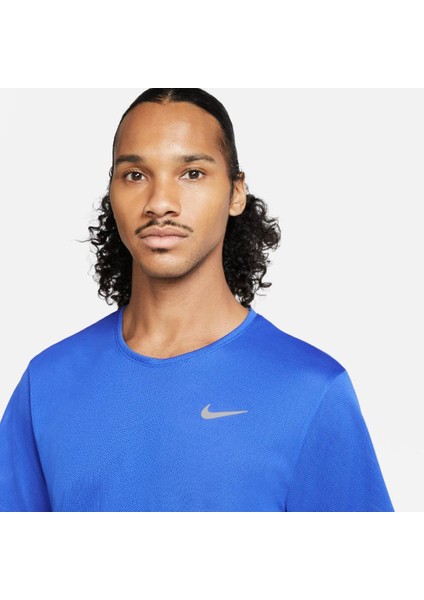 Dri-Fıt Run Top Short-Sleeve Erkek T-Shirt modelleri