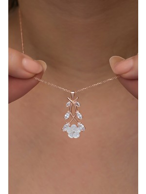 Nereze 925 Ayar Gümüş Rose Kaplama Dallı Zirkon Taşlı Manolya Çiçeği Kolye