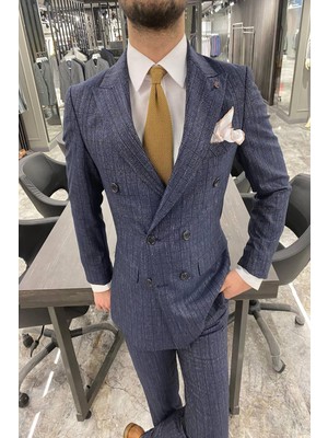 Fc Plus Kendinden Desenli Kruvaze Lacivert Takım Elbise