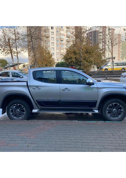 Mıtsubıshı L200 2019- Kapı Dodik 4 Parça Model 2 (Ince Versiyon)