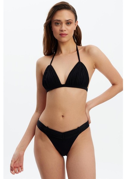 B1732 Biritli Üçgen Bikini Takım