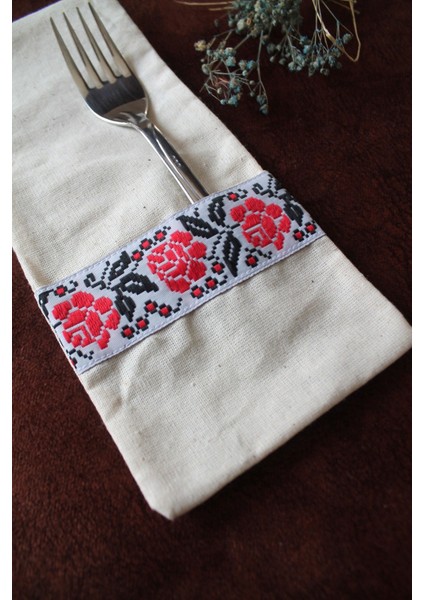 6 Adet Kanaviçe Çiçek Şeritli Keten Kaşıklık Servis Sunum fiyatları