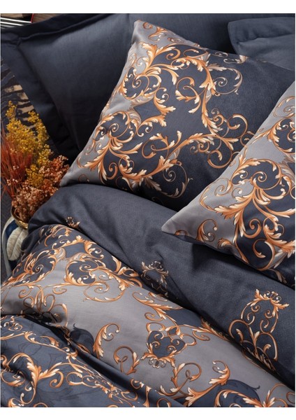 Cotton Bo x Saten Çift Kişilik Nevresim Takımı Sarina Lacivert