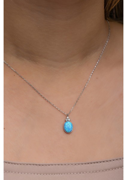 925 Ayar Gümüş Rodyum Kaplama Oval Mavi Opal Taşlı Kolye fiyatları