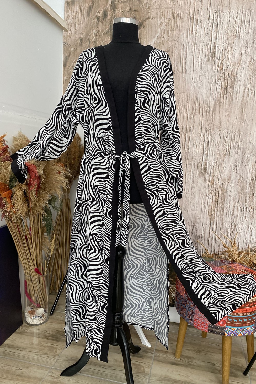 Due Stelle Kadın Zebra Desen Kemerli Uzun Kimono görsel 4