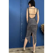 Due Stelle Parlak Siyah Likralı V Yırtmaçlı Sırt Dekolteli Abiye Elbise - Parti Dans Elbisesi