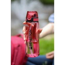 United Colors Of Benetton 700 ml Otomatik Kilit Kapaklı Tritan Suluk Matara 30499-20 Benetton 30499-20 Suluk Matara