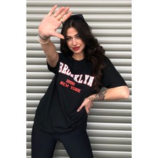 Siyah Kadın Brooklyn Baskılı Oversize T-Shirt