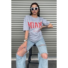 Miami Oversize Kadın Baskılı Gri T-Shirt