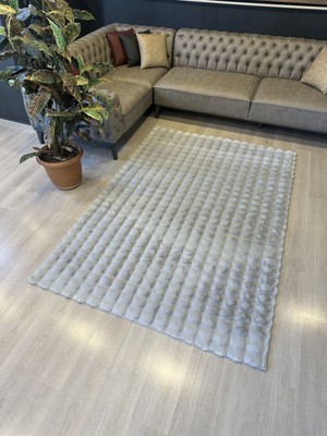 Freya Home Yumuşak Dokulu Tavşan Tüyü Peluş Yıkanabilir Kaymaz Taban Salon ve Çocuk Halısı Gri