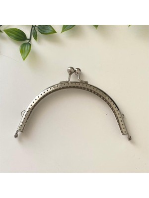 Yumakça Çanta ve Cüzdan Klipsi Gümüş Renk Oval Model 15 cm