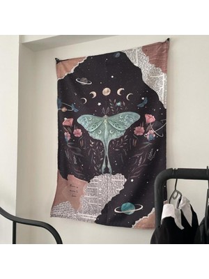 Attach The Moth College Duvar Örtüsü - Wall Tapestry I 70 x 100 cm