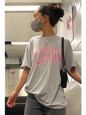 Kadın Pembe Florida Baskılı Oversize Gri T-Shirt