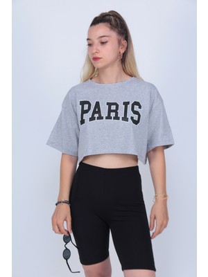 Modagen Kadın Gri Paris Baskılı Crop T-Shirt