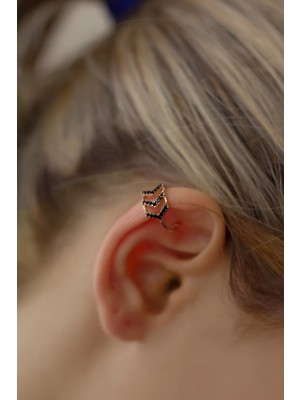 By Barun Siyah  Taşlı  Ok Model 925 Ayar Halka Gümüş Sıkıştırmalı Kıkırdak Küpe Earcuff