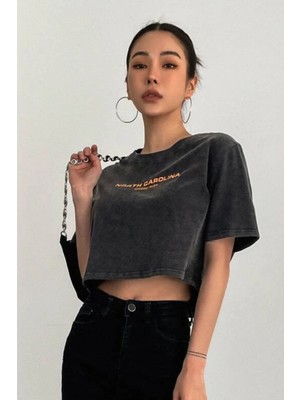 Modagen Kadın Taş Gri Nort Carolina Baskılı Oversize Crop T-Shirt