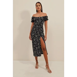 2396 Yırtmaçlı Yazlık Örme Elbise - Y.siyah