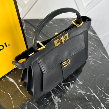 Fendi Çanta Fiyatı, Taksit Seçenekleri ... Fendi Çanta Fiyatı, Taksit Seçenekleri ...