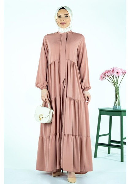 Üç Katlı Büzgülü Yakası Bağcıklı Pudra Ferace 3692