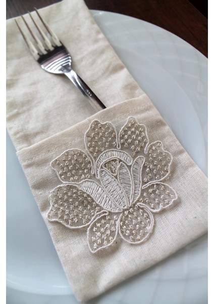 6 Adet Dekoratif Chic Dantelli Kaşıklık Servis Sunum