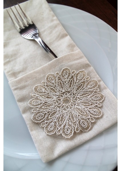 6 Adet Dekoratif Elegant Dantelli Kaşıklık Servis Sunum