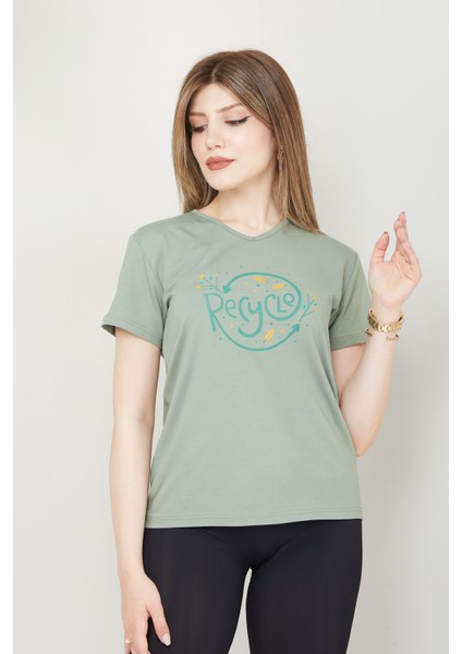 Kadın Recycle Baskılı V Yaka T-Shirt