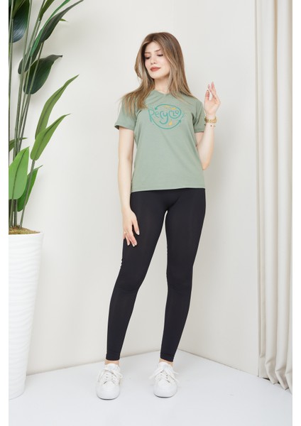 Kadın Recycle Baskılı V Yaka T-Shirt