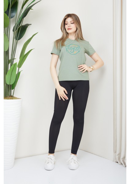 Kadın Recycle Baskılı V Yaka T-Shirt