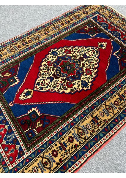 El Dokuma Dekoratif Taşpınar Halısı 134 x 200 Kırmızı Lacivert Yün