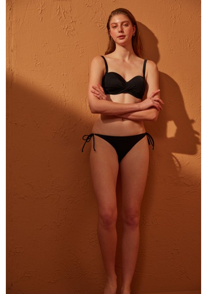 Basic Bikini Altı