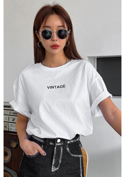 Unisex Beyaz Vintage Baskılı Oversize T-Shirt