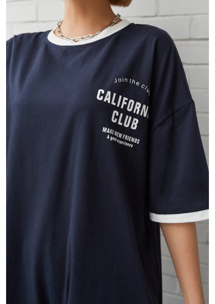 Unisex Lacivert Yaka Kol Detaylı California Club Baskılı Oversize T-Shirt