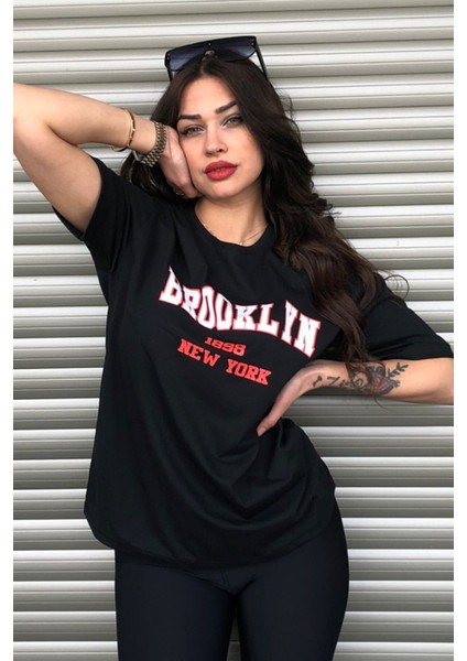 Siyah Kadın Brooklyn Baskılı Oversize T-Shirt