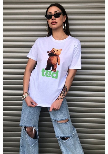 Kadın Ayı Teddy Baskılı Oversize Beyaz T-Shirt