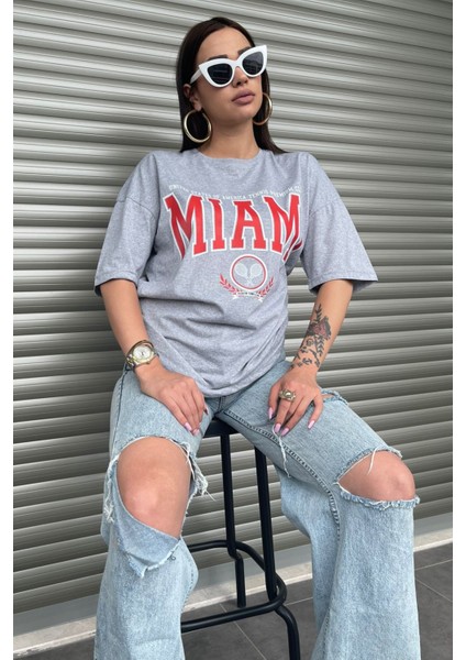 Miami Oversize Kadın Baskılı Gri T-Shirt